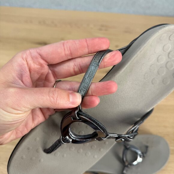 Vionic Rest Karina Backstrap Thong Sandal Size 10 Pewter Silver Supportive Comfy - Picture 9 of 13